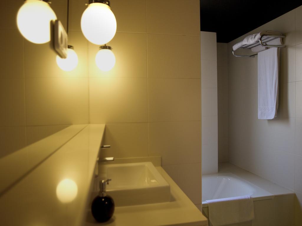 Hostal Badaloni Badalona Rom bilde